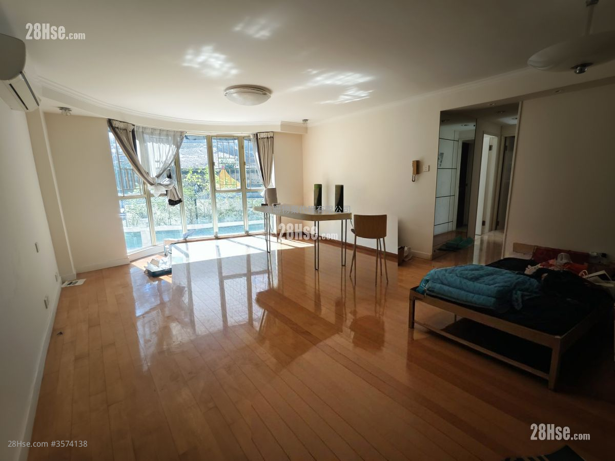 The Astoria Sell 3 Bedrooms , 2 Bathrooms 1,056 ft²