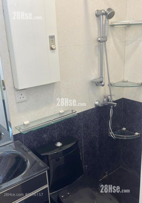 Tak Fook Building Rental 2 Bedrooms , 1 Bathroom 296 ft²