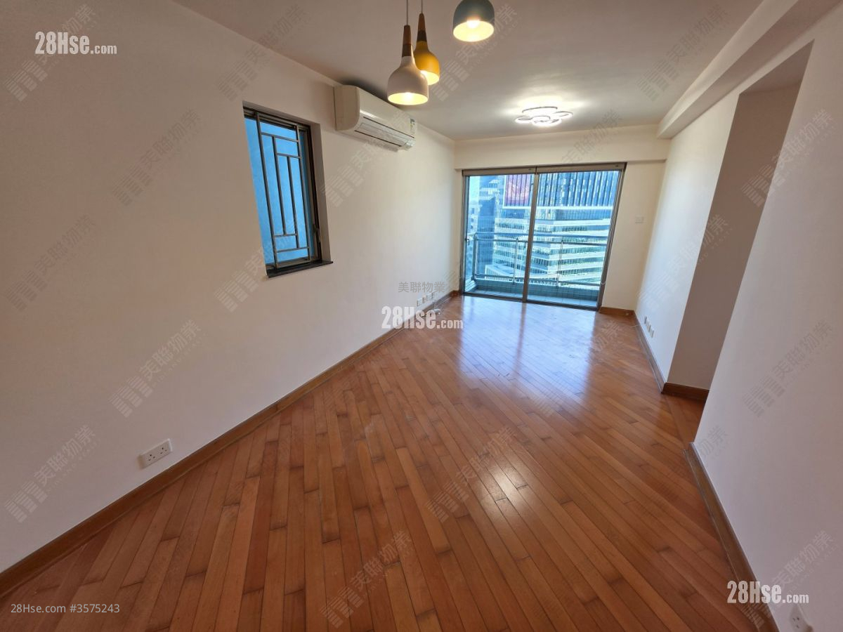 Park Central Rental 3 Bedrooms , 1 Bathroom 638 ft²