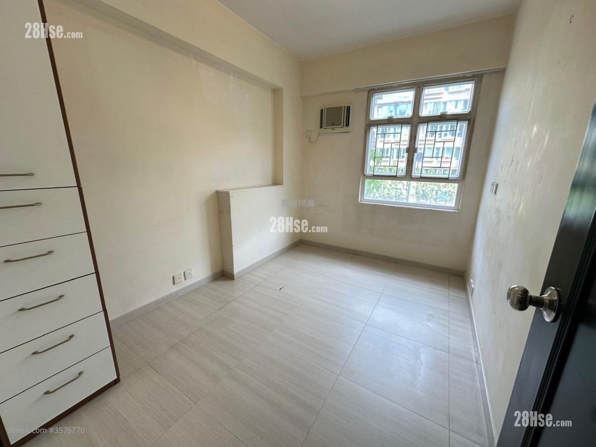 Tai Po Garden Rental 3 Bedrooms , 2 Bathrooms 845 ft²