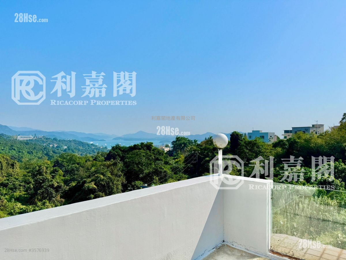 南山新村 售盘 4 房 , 3 浴室 2,100 平方尺