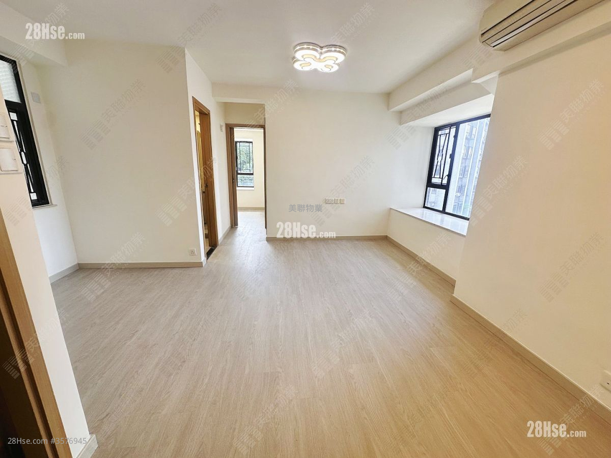 Belair Gardens Sell 2 Bedrooms , 1 Bathroom 465 ft²