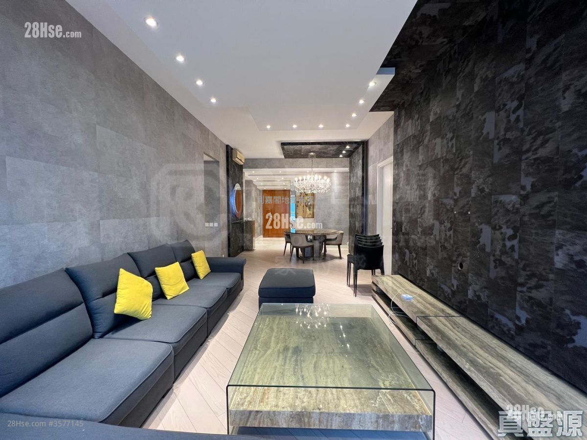 The Masterpiece Rental 3 Bedrooms 1,466 ft²