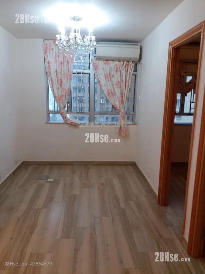 Lung Poon Court Rental 2 Bedrooms 426 ft²