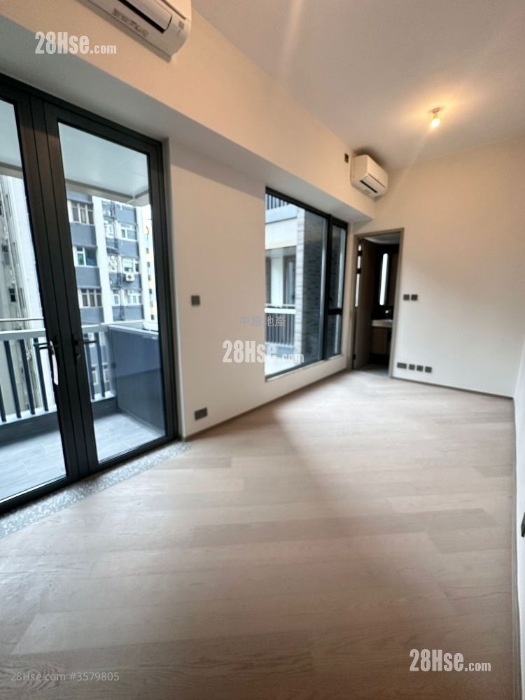 Bondlane Rental 259 ft²