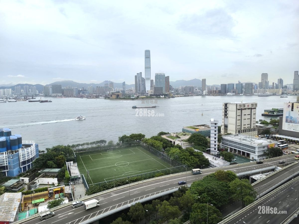 Sea View Mansion Rental 2 Bedrooms , 1 Bathroom 332 ft²
