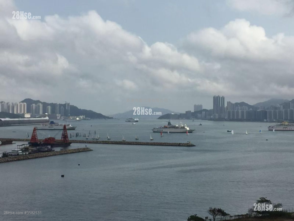 利港湾18 售盘 1 房 , 1 浴室 215 平方尺
