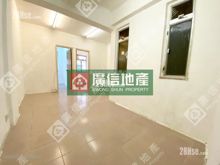 广源大厦 售盘 2 房 , 1 浴室 389 平方尺