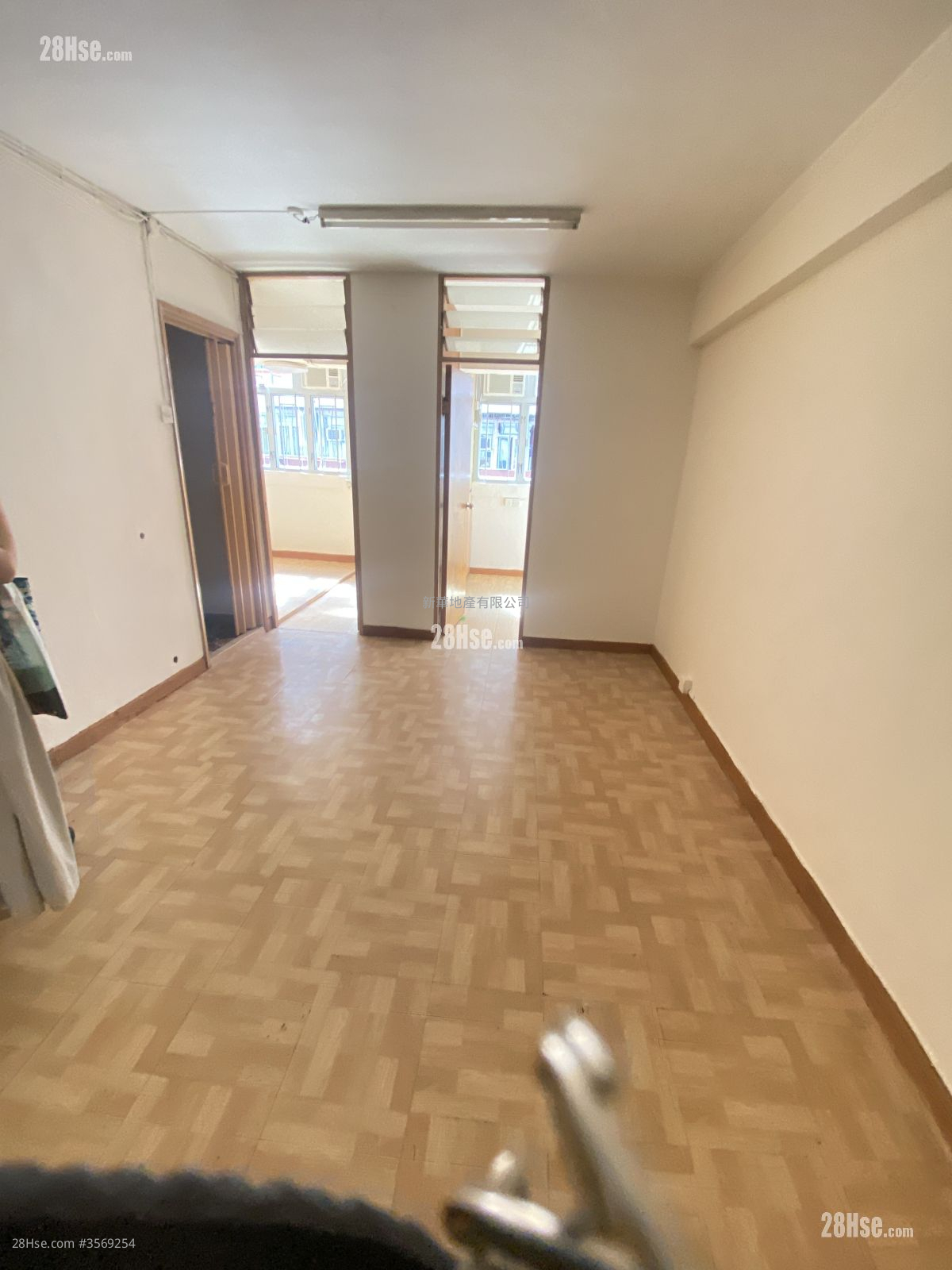 Tai Chow House Rental 312 ft²