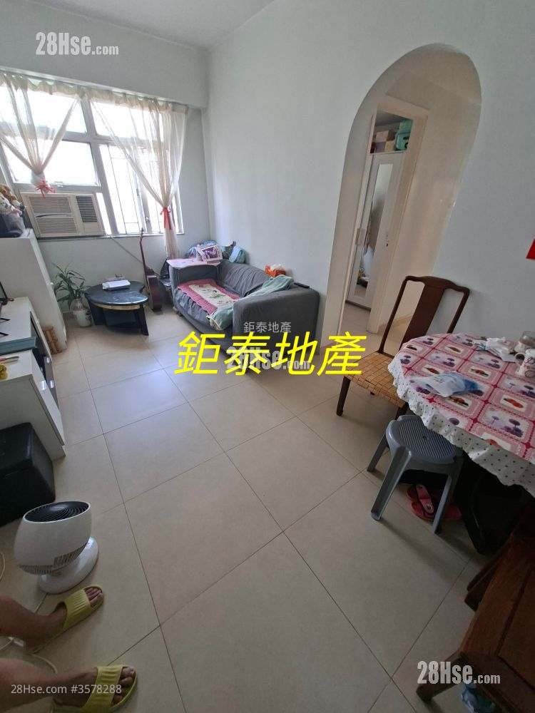 荣高楼 售盘 2 房 , 1 浴室 353 平方尺