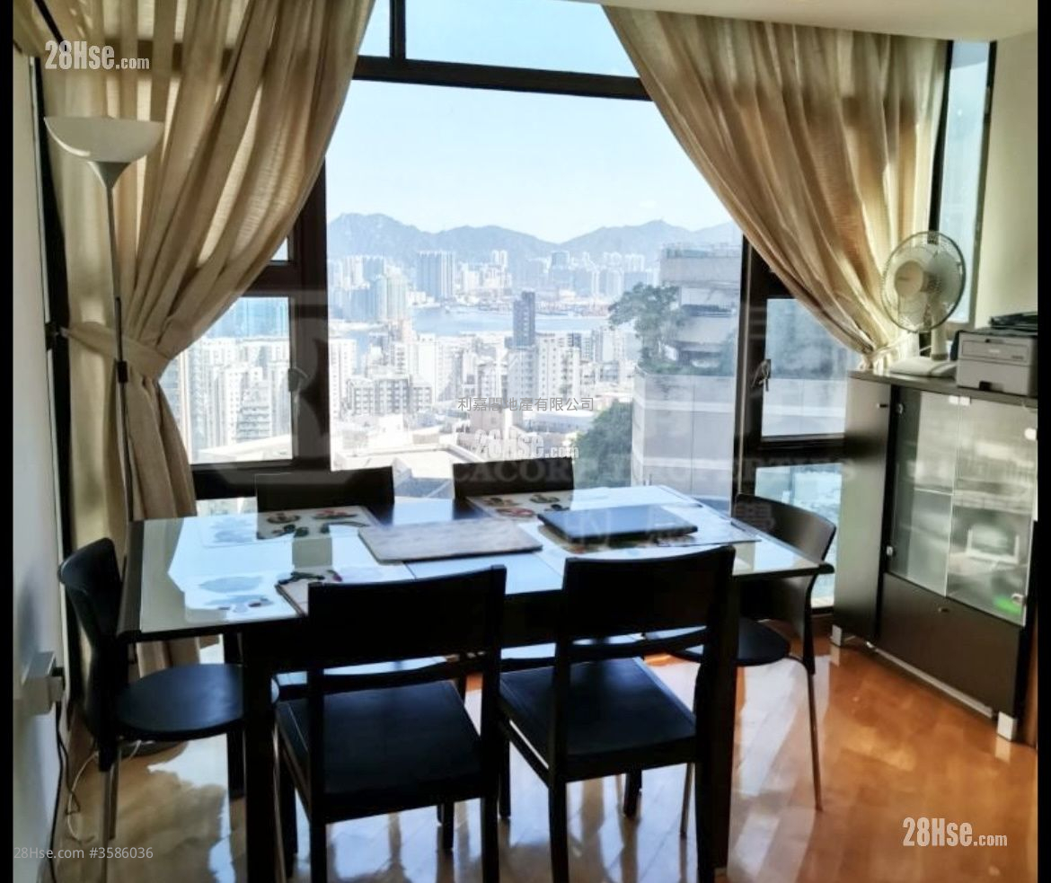 海景台 售盘 2 房 , 2 浴室 730 平方尺