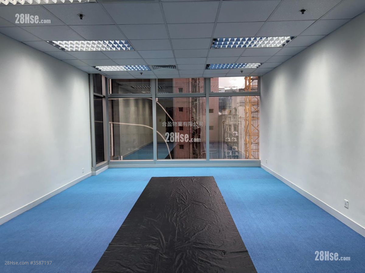 Tern Plaza Rental Studio 400 ft²