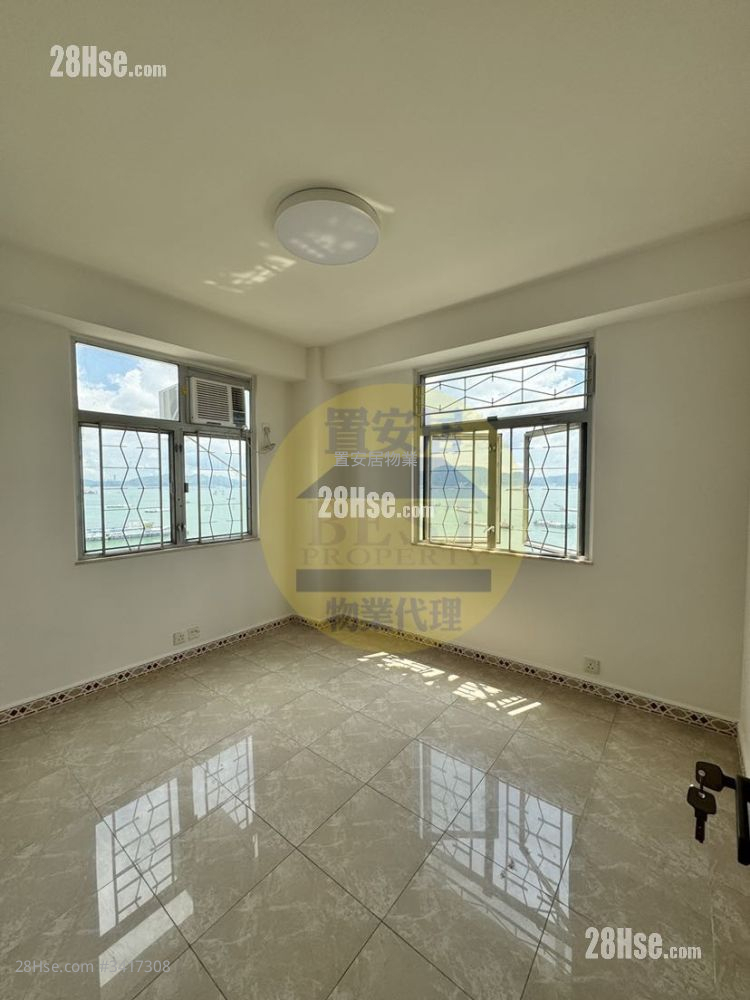 Melody Garden Rental 3 Bedrooms , 2 Bathrooms 861 ft²