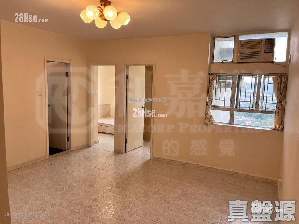 Tsui Lai Garden Sell 2 Bedrooms , 1 Bathroom 427 ft²