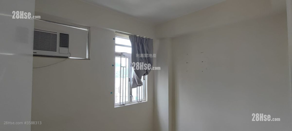 Tai Po Plaza Sell 2 Bedrooms , 1 Bathroom 372 ft²