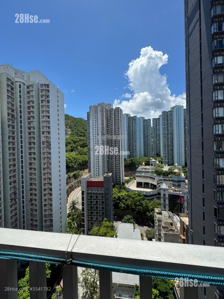 利基大厦 售盘 2 房 , 1 浴室 375 平方尺