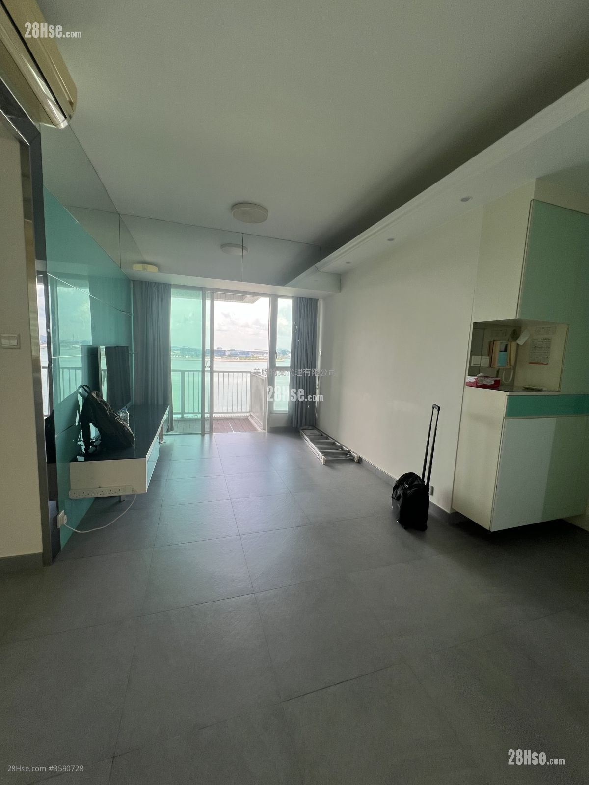 Le Bleu Deux Coastal Skyline Sell 3 Bedrooms , 2 Bathrooms 749 ft²