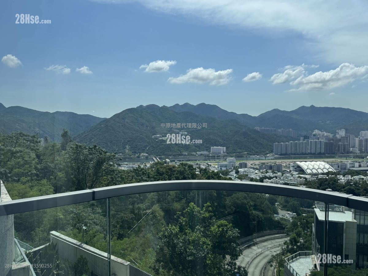 澐沣 租盘 2,083 平方尺