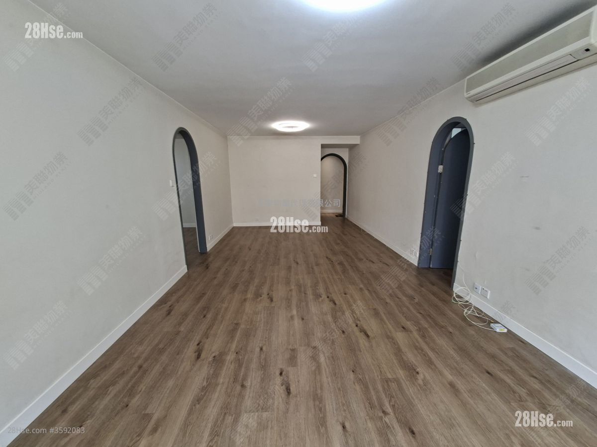 Fairyland Garden Rental 3 Bedrooms , 2 Bathrooms 1,076 ft²