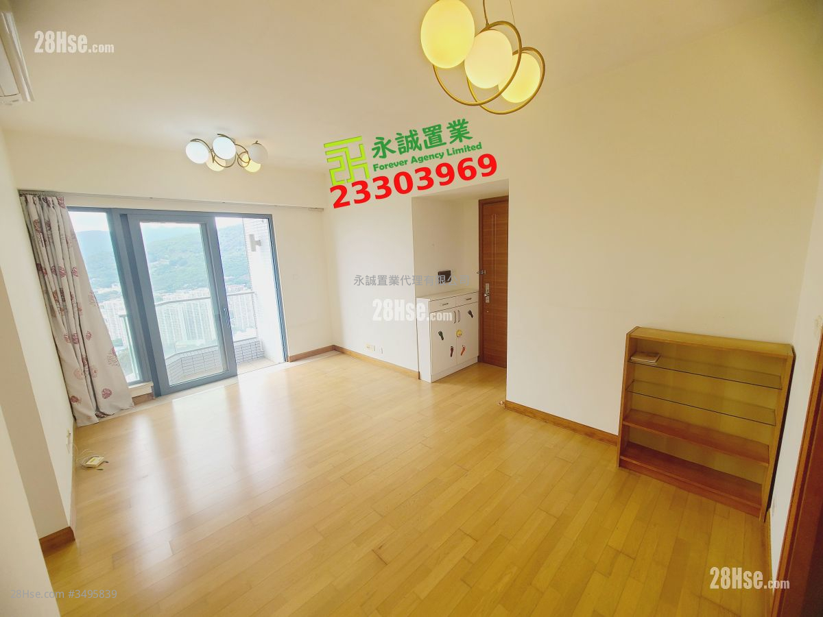 Primrose Hill Rental 3 Bedrooms , 2 Bathrooms 821 ft²