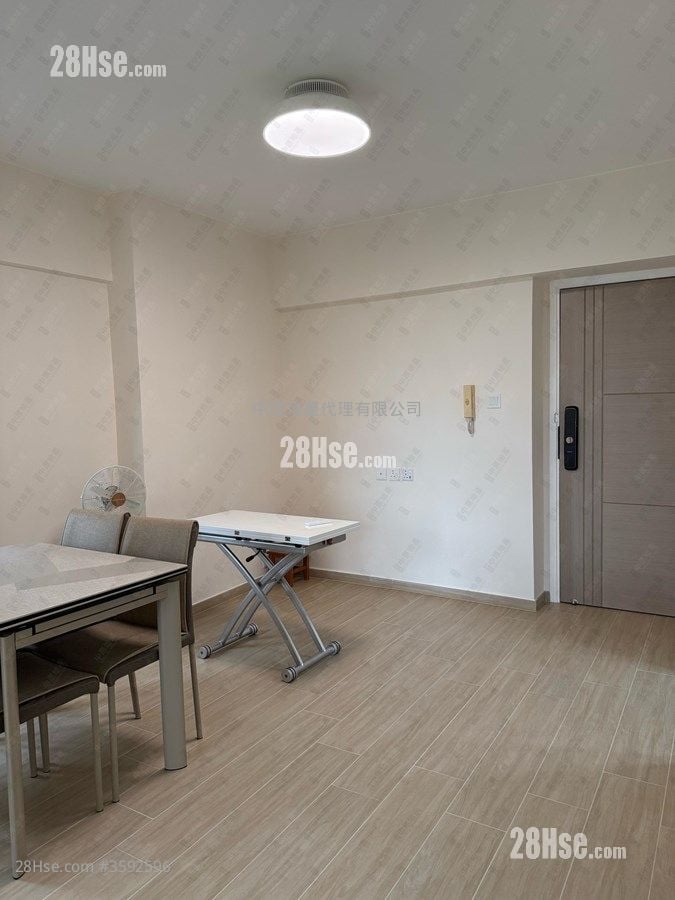 Ma On Shan Centre Sell 2 Bedrooms 364 ft²