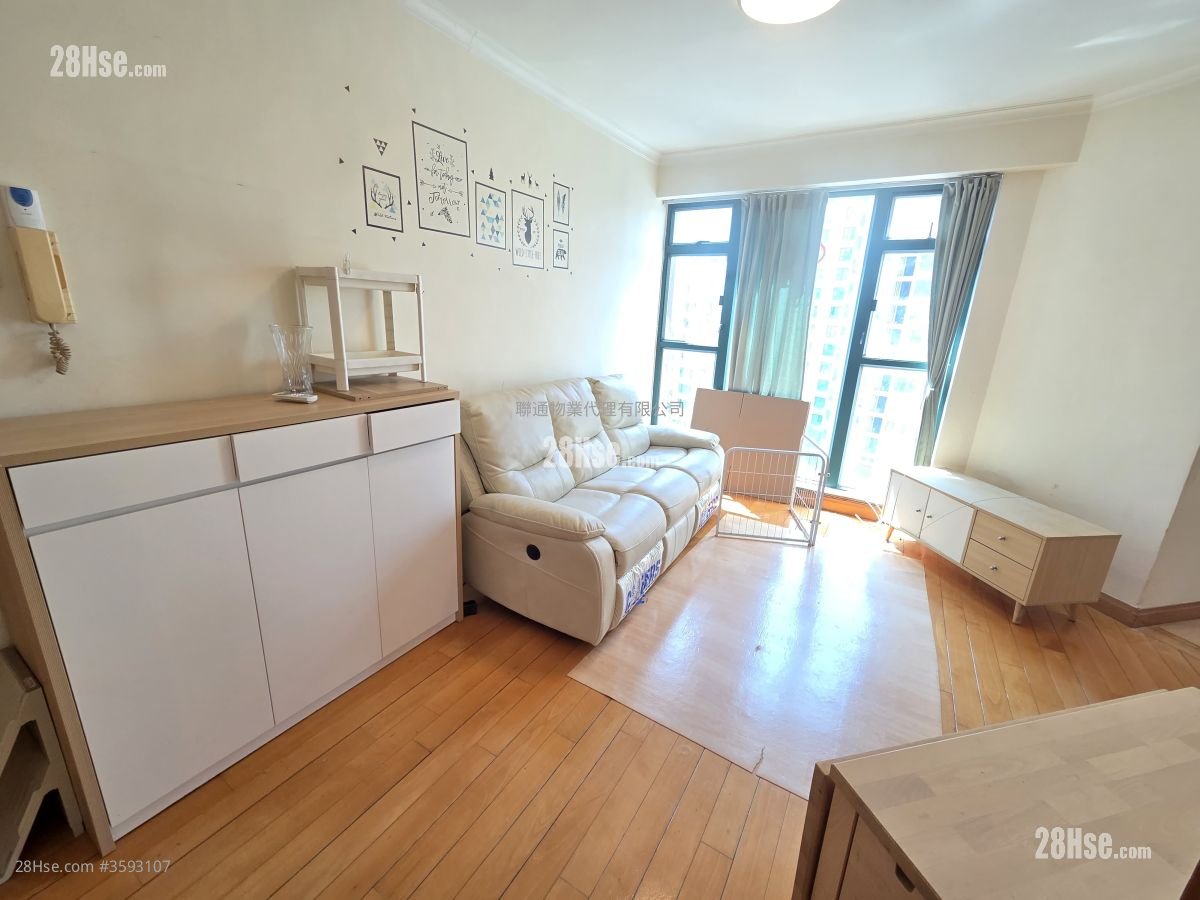 Horae Place Rental 2 Bedrooms , 1 Bathroom 414 ft²
