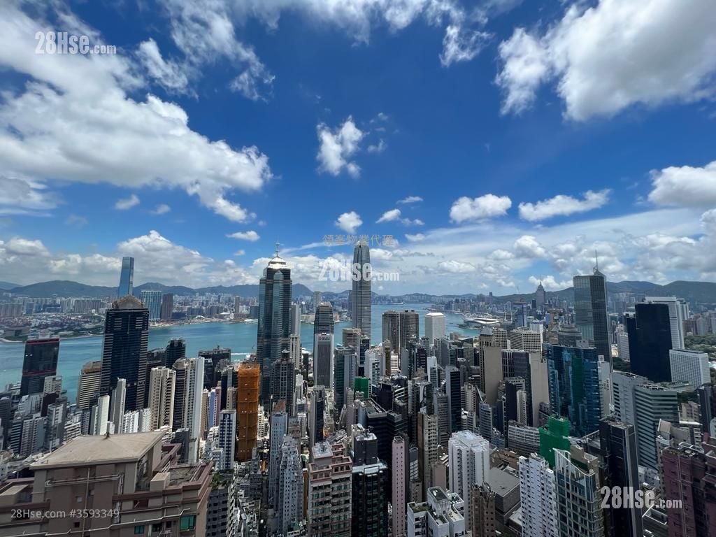 懿峯 租盘 4 房 , 2 浴室 1,407 平方尺