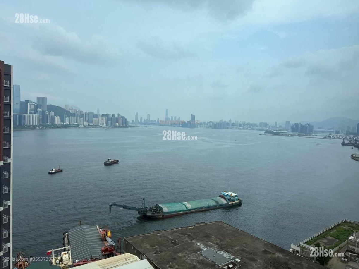 Peninsula East 售盘 3 房 , 2 浴室 869 平方尺