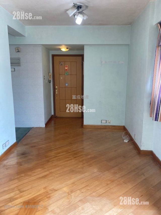 Ho Shun Tai Building Sell Studio , 1 Bathroom 290 ft²