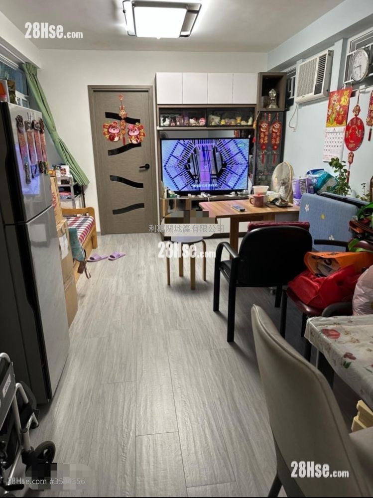 顺欣花园 售盘 3 房 583 平方尺