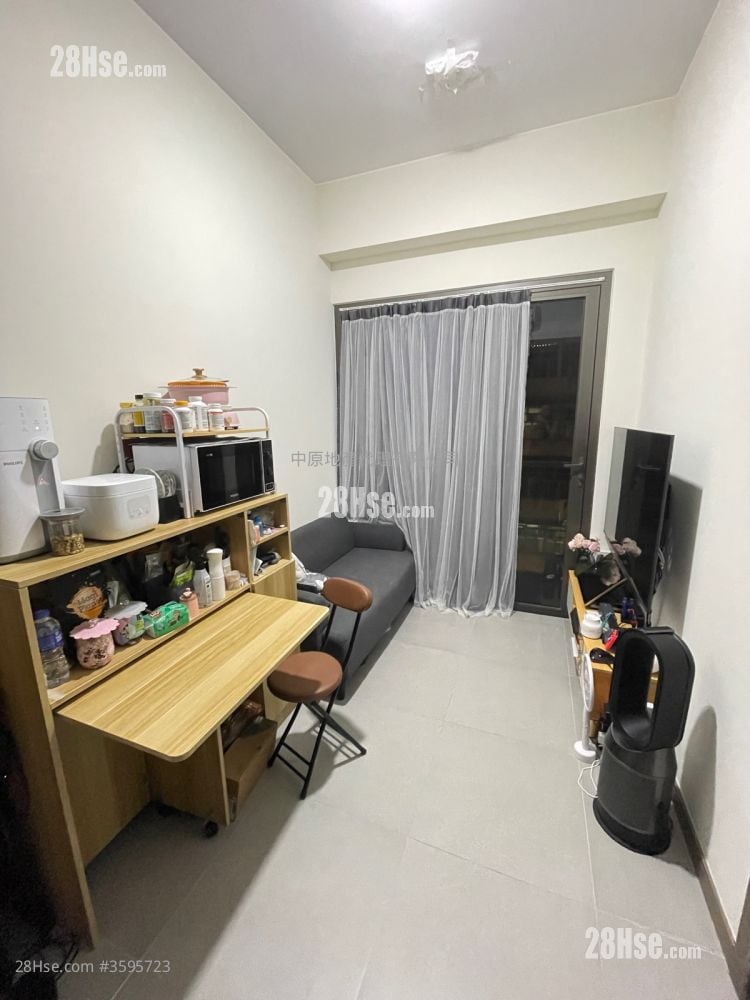 AVA228 售盘 1 房 238 平方尺