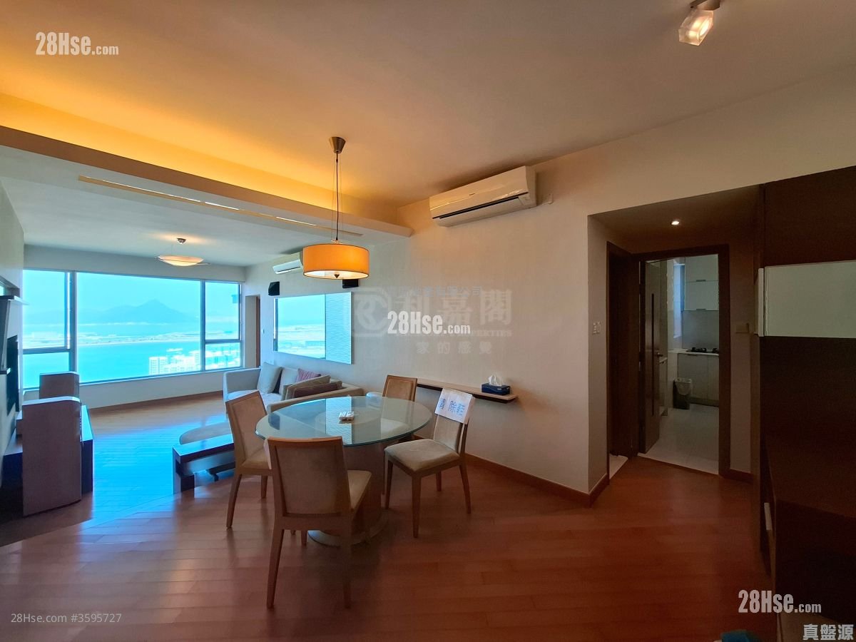 Coastal Skyline Sell 3 Bedrooms 911 ft²