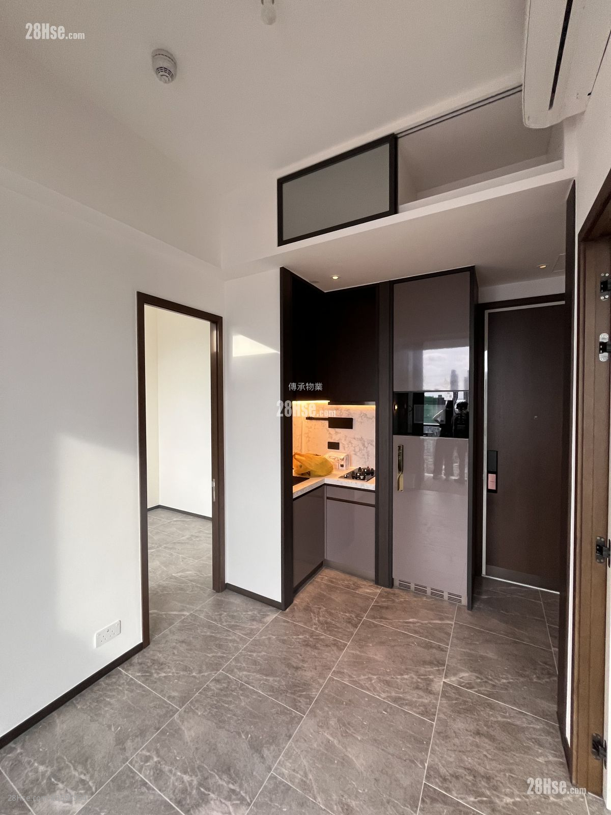 Belgravia Place 售盘 2 房 , 1 浴室 335 平方尺