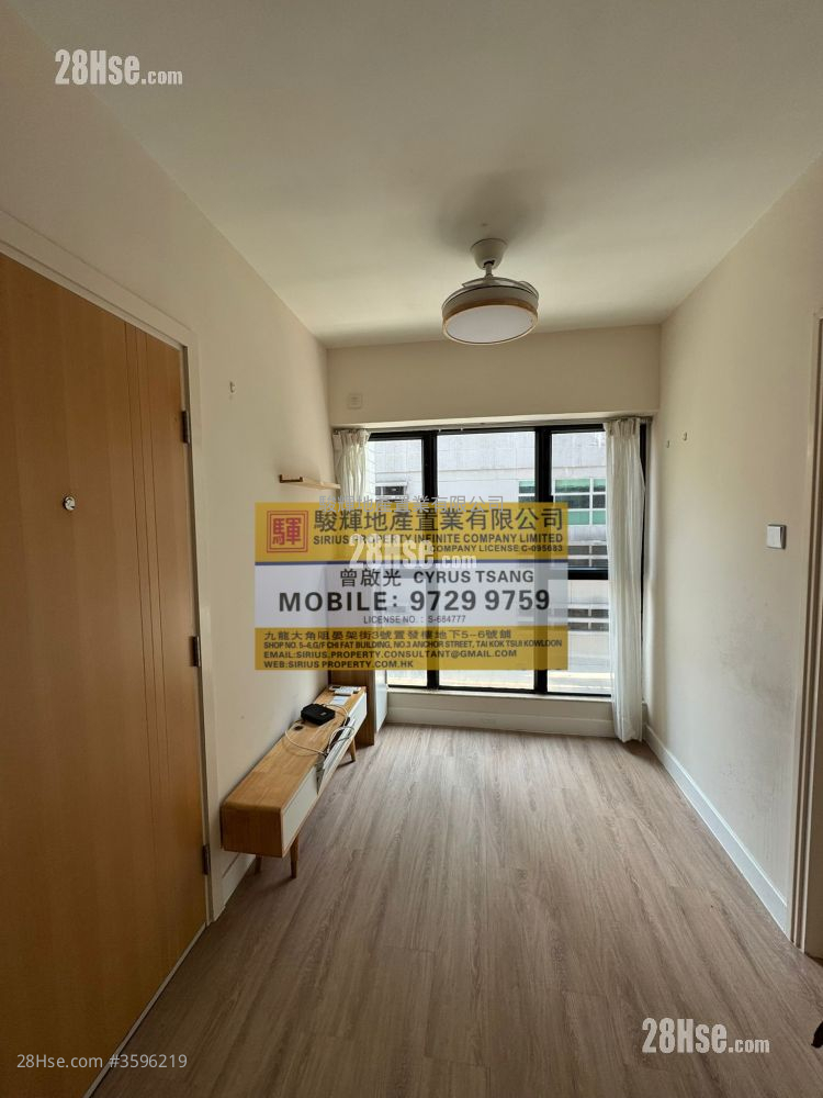 Legend Court Sell 2 Bedrooms , 1 Bathroom 307 ft²