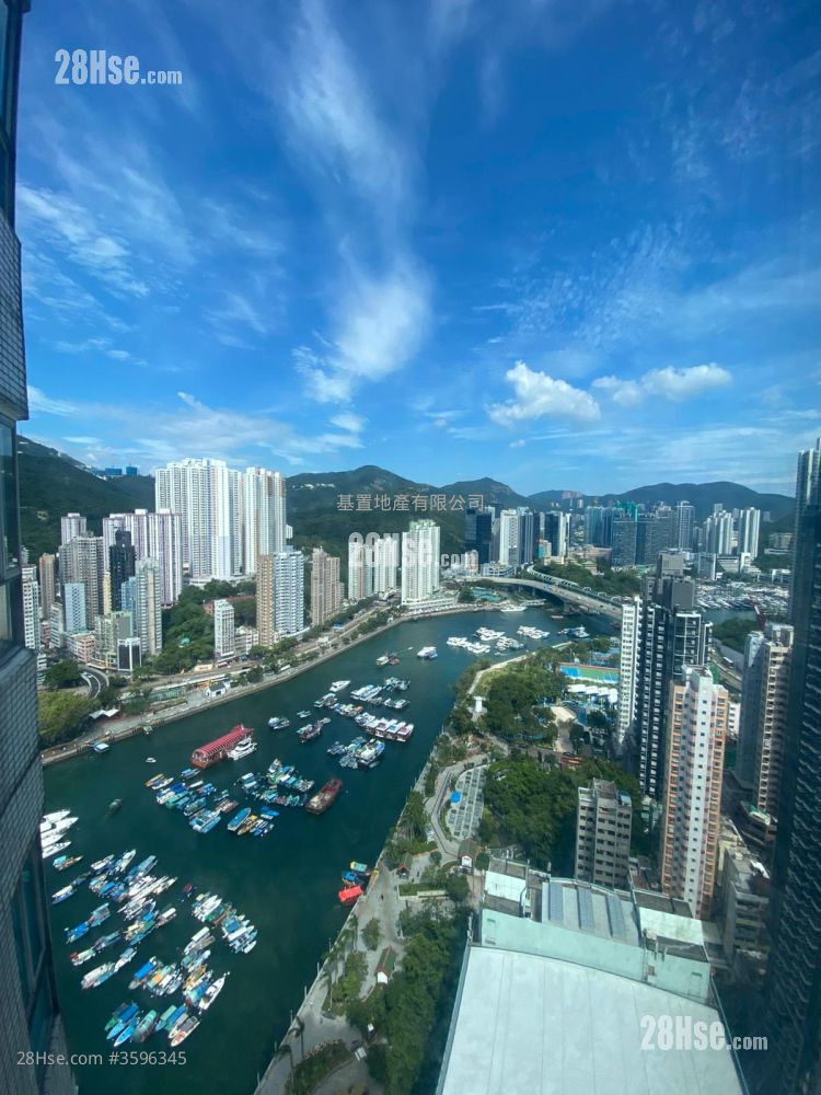 Marina Habitat Rental 2 Bedrooms , 1 Bathroom 426 ft²