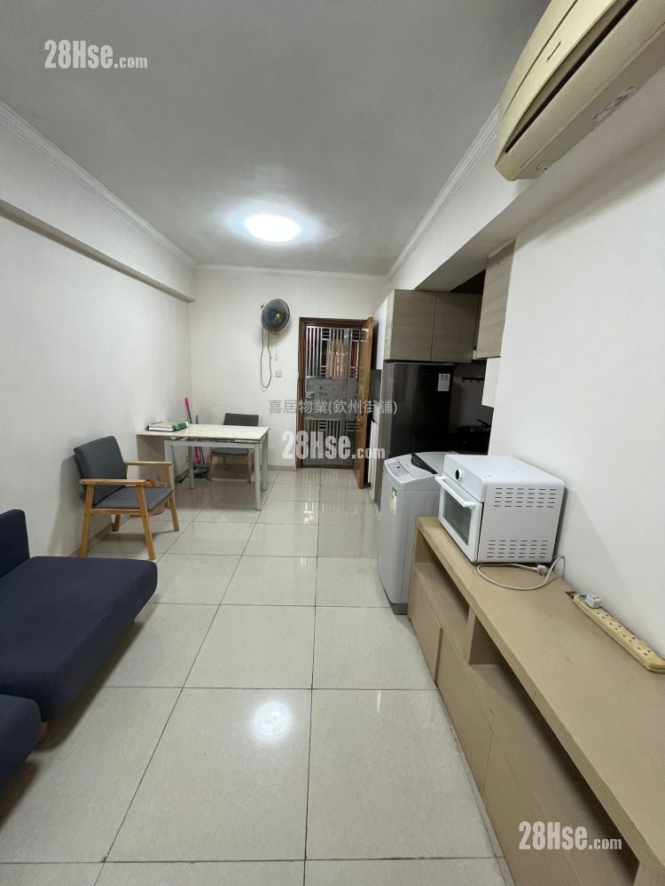 Happy Centre Rental 3 Bedrooms , 2 Bathrooms 489 ft²
