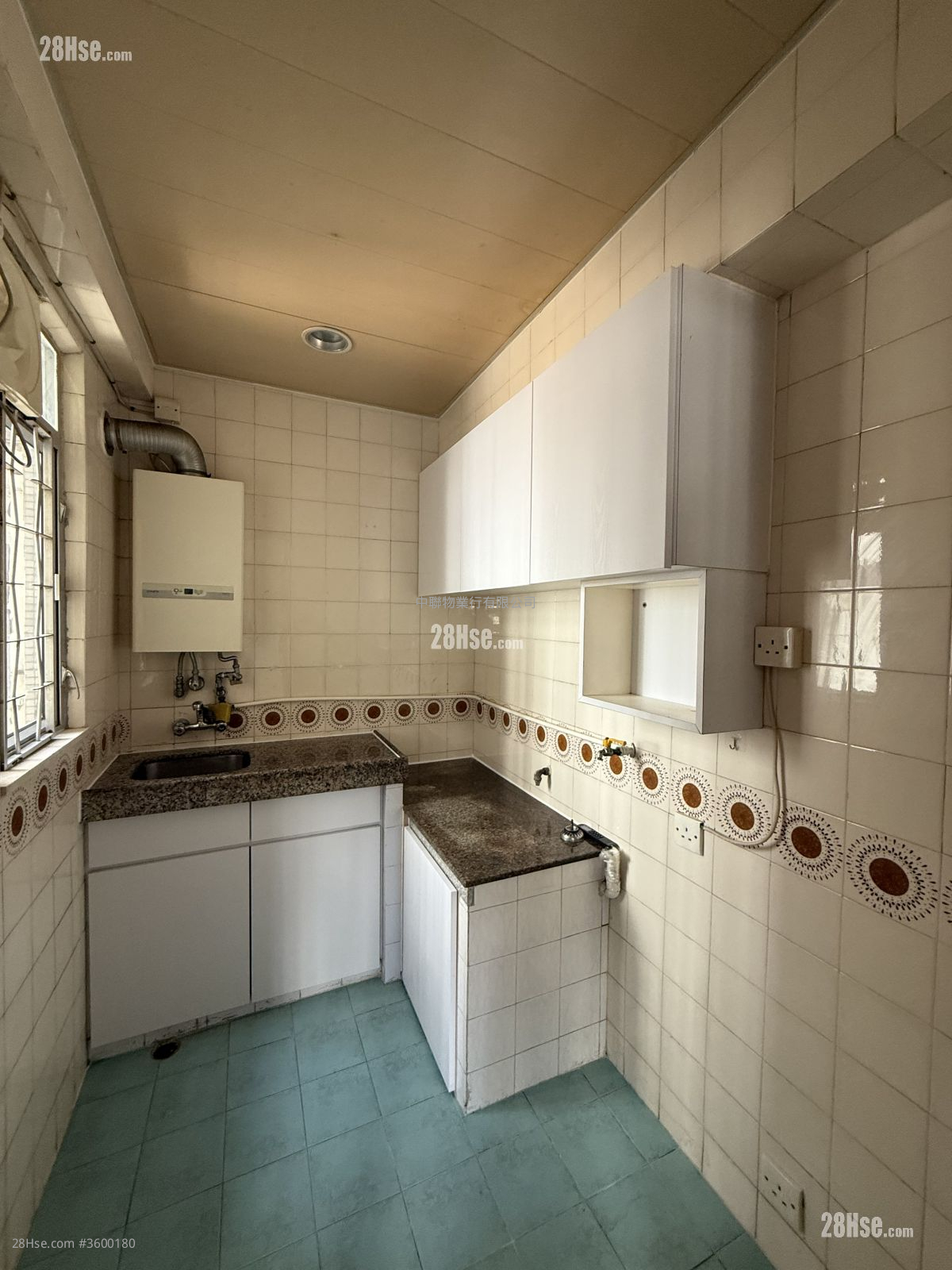 沙田第一城 售盤 327 平方呎 沙田第一城 售盤 327 平方呎