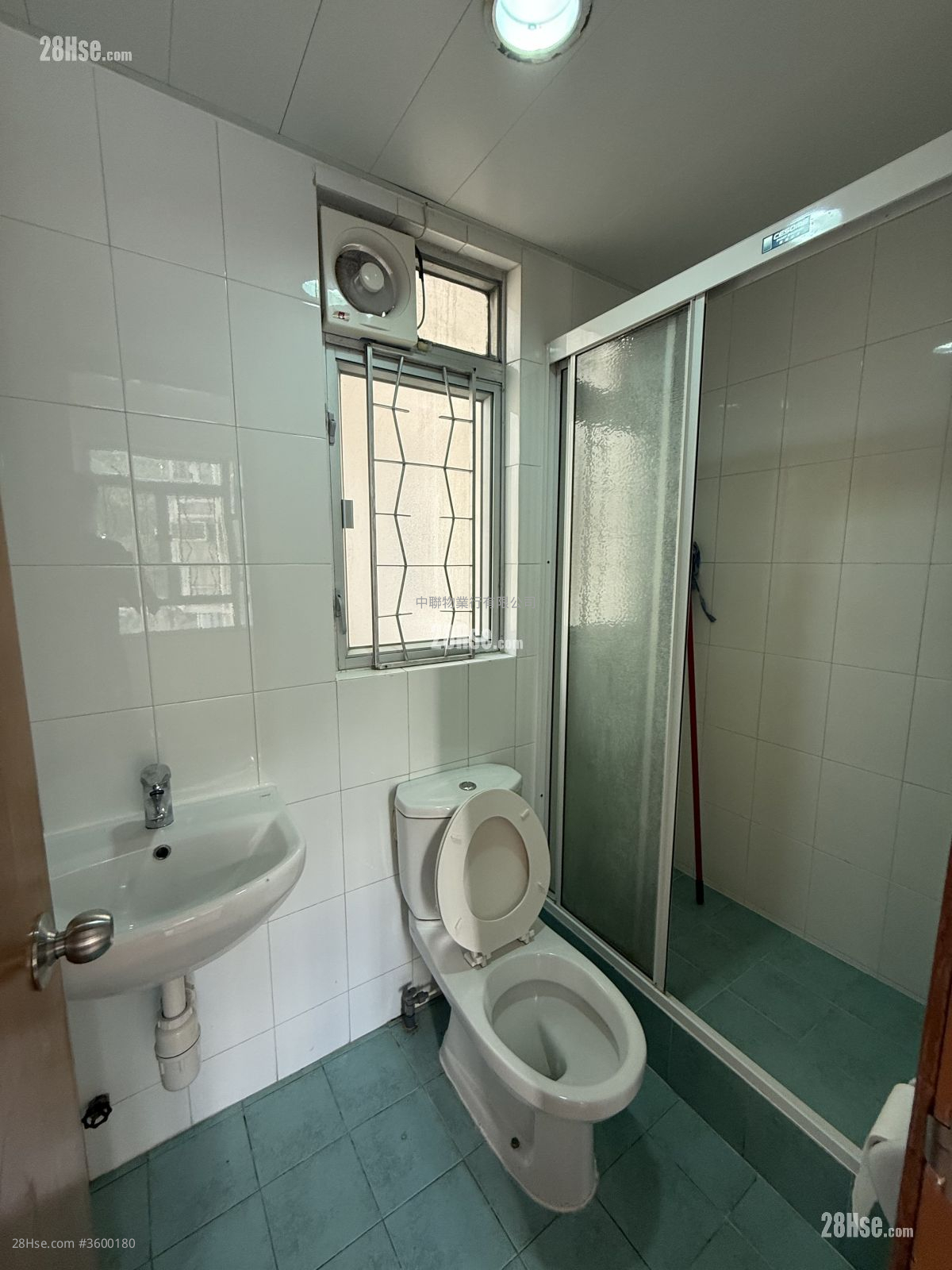 沙田第一城 售盤 327 平方呎 沙田第一城 售盤 327 平方呎