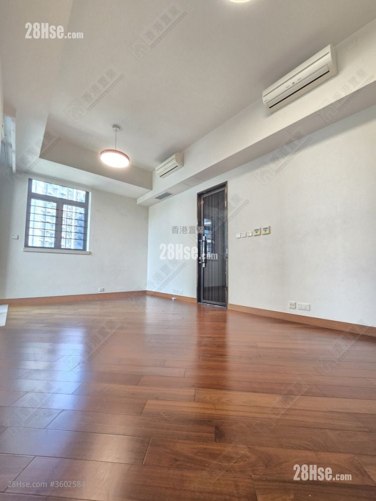 Ultima Sell 3 Bedrooms , 2 Bathrooms 994 ft²