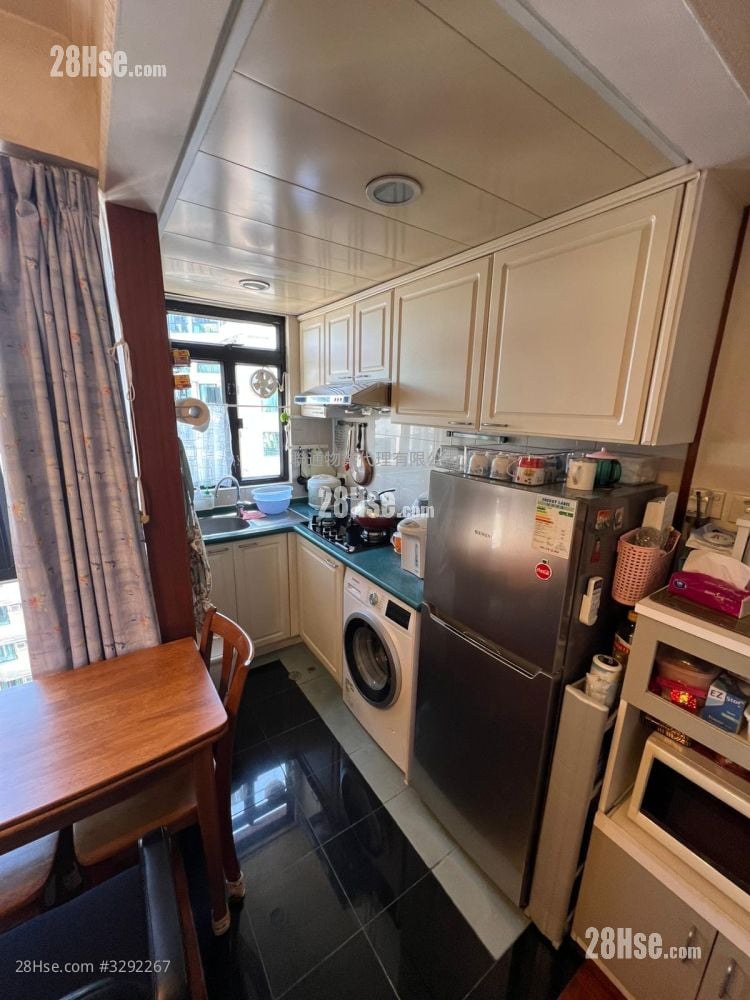 Rich Court Sell 2 Bedrooms , 1 Bathroom 278 ft²