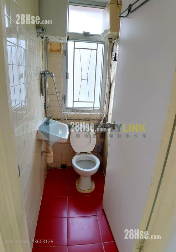 華冠大廈 售盤 1 房 , 1 浴室 264 平方呎 華冠大廈 售盤 1 房 , 1 浴室 264 平方呎