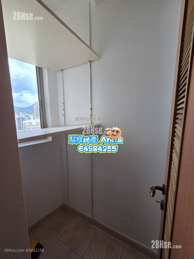 Parc Palais Rental 3 Bedrooms , 3 Bathrooms 1,321 ft² Parc Palais Rental 3 Bedrooms , 3 Bathrooms 1,321 ft²