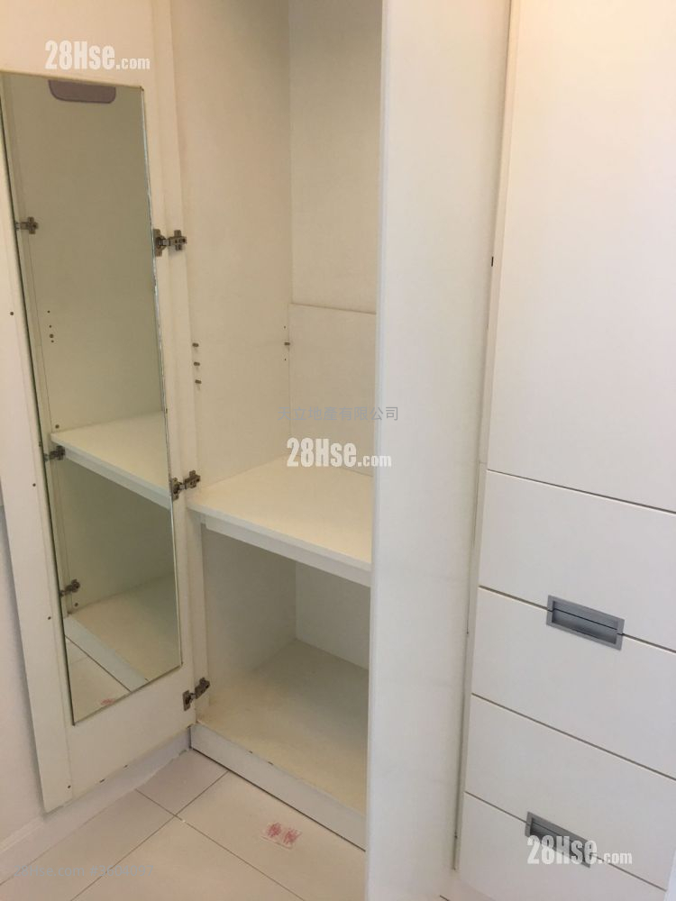 Sun Shing Mansion Sell 2 Bedrooms , 1 Bathroom 367 ft² Sun Shing Mansion Sell 2 Bedrooms , 1 Bathroom 367 ft²