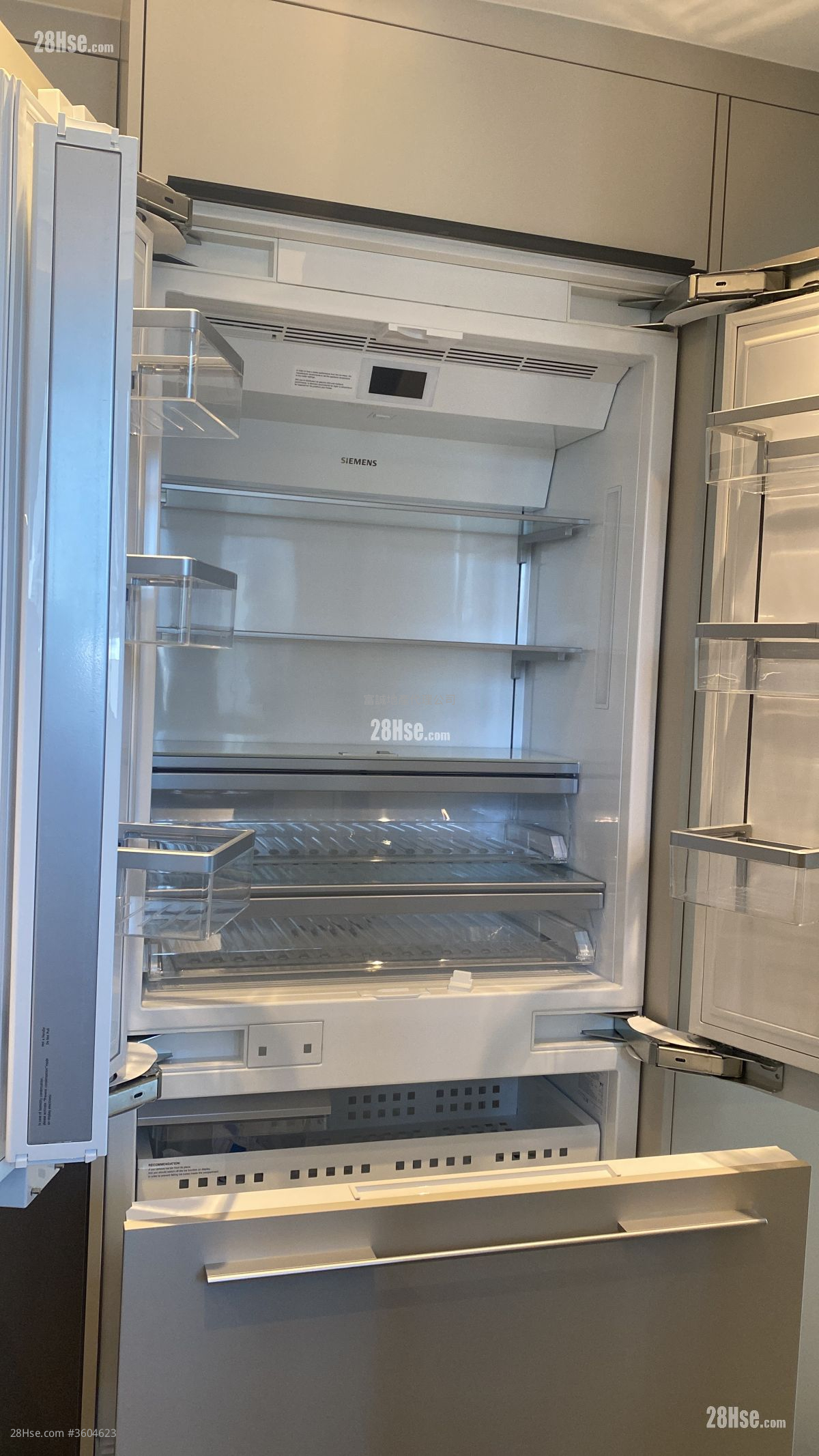 233  Prince Edward Road West Rental 4 Bedrooms , 3 Bathrooms 1,038 ft² 233  Prince Edward Road West Rental 4 Bedrooms , 3 Bathrooms 1,038 ft²