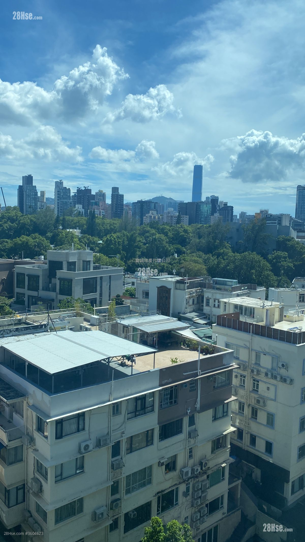 233  Prince Edward Road West Rental 4 Bedrooms , 3 Bathrooms 1,038 ft² 233  Prince Edward Road West Rental 4 Bedrooms , 3 Bathrooms 1,038 ft²