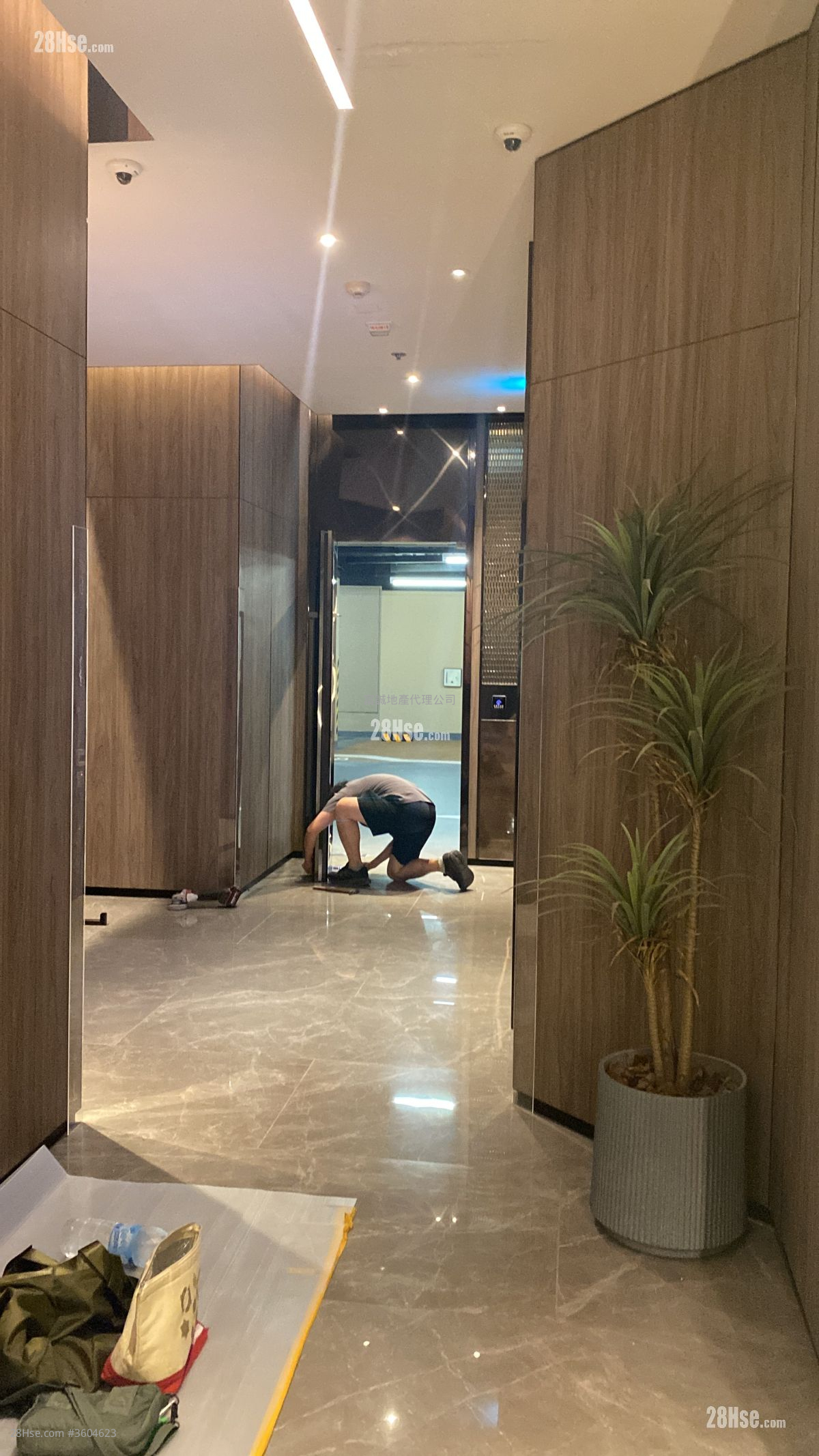 233  Prince Edward Road West Rental 4 Bedrooms , 3 Bathrooms 1,038 ft² 233  Prince Edward Road West Rental 4 Bedrooms , 3 Bathrooms 1,038 ft²