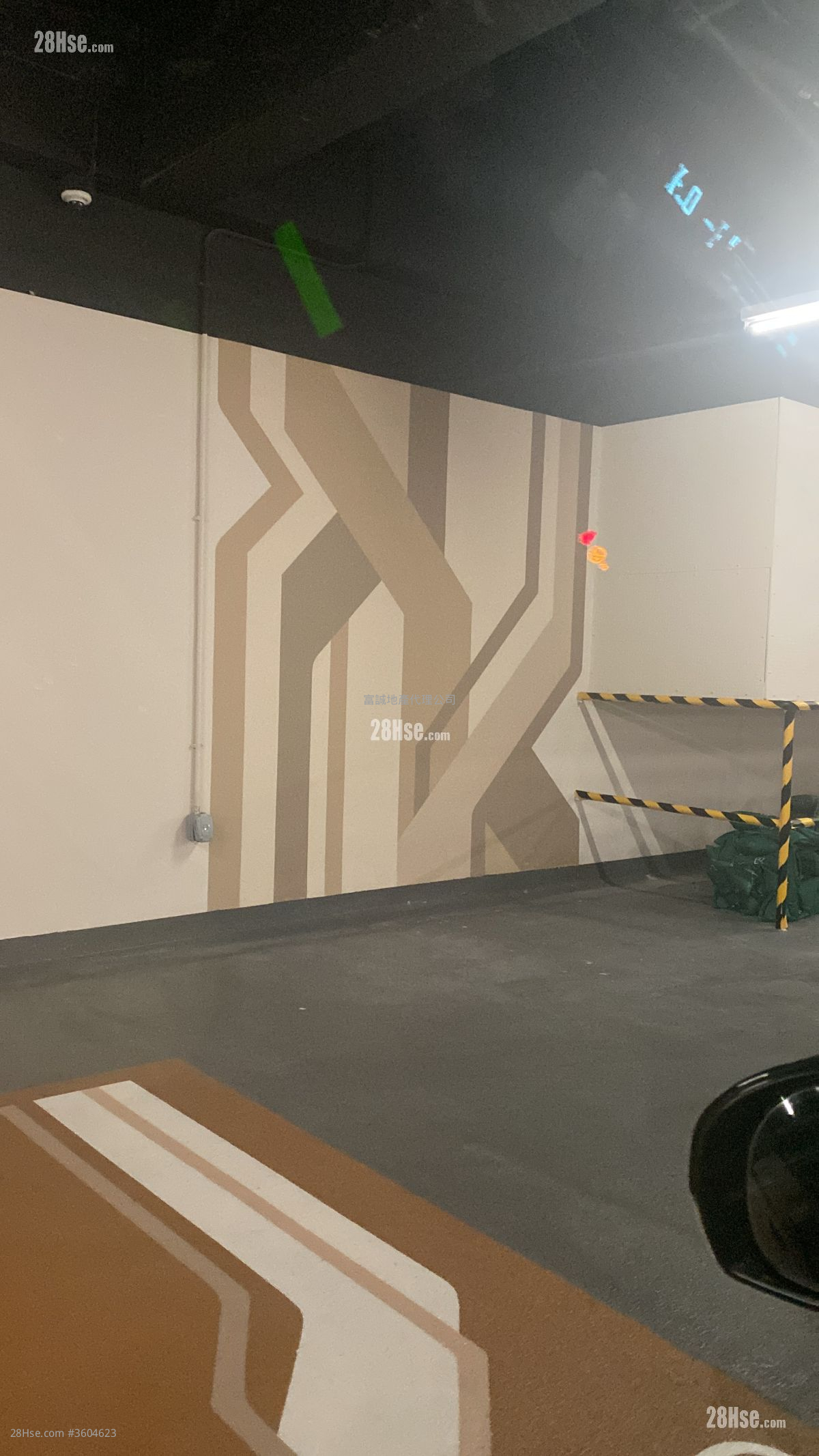 233  Prince Edward Road West Rental 4 Bedrooms , 3 Bathrooms 1,038 ft² 233  Prince Edward Road West Rental 4 Bedrooms , 3 Bathrooms 1,038 ft²