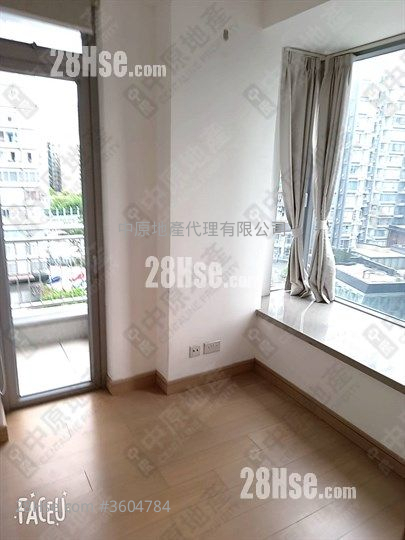 The Reach Sell 2 Bedrooms 414 ft² The Reach Sell 2 Bedrooms 414 ft²
