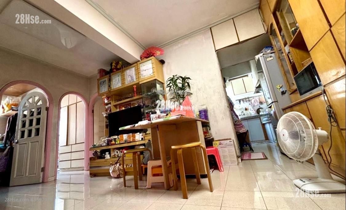 新华大厦 售盘 3 房 , 1 浴室 510 平方尺