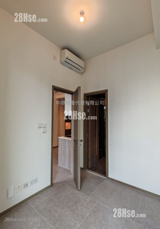 Kennedy 38 Rental 1 Bedroom , 1 Bathroom 292 ft² Kennedy 38 Rental 1 Bedroom , 1 Bathroom 292 ft²